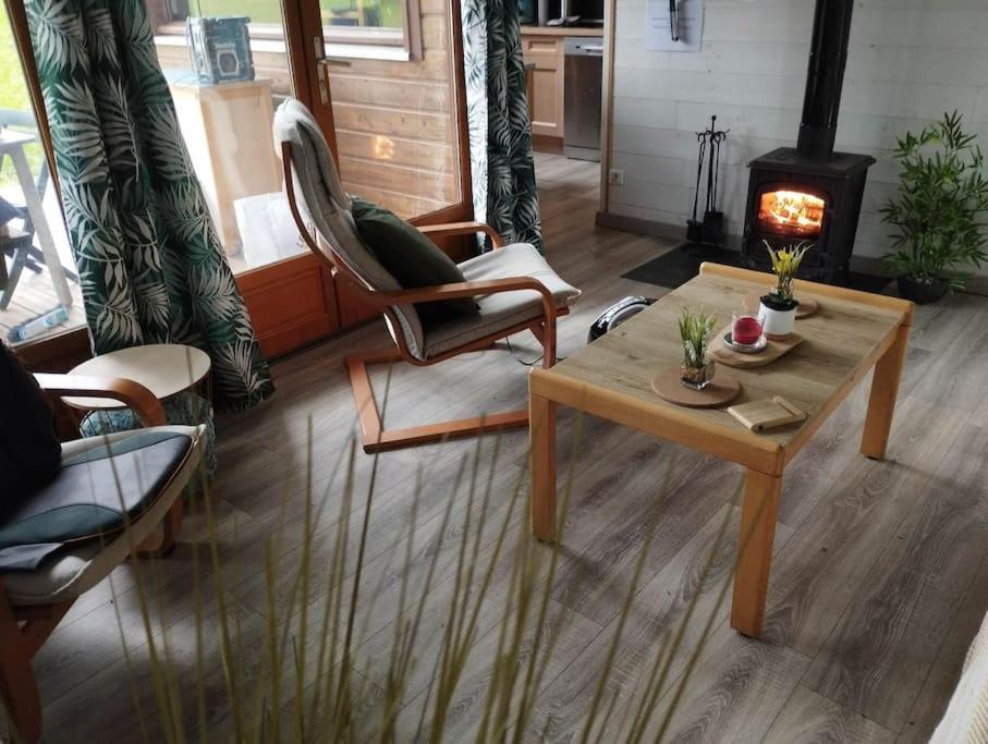 Gite N°4, En Pleine Nature, Frontalier Signy-le-Petit Eksteriør bilde